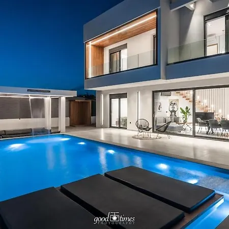 Nefele Luxury Recidency, A Concealed Delight By Mindyourvilla Villa *