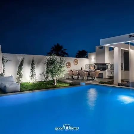 Villa Nefele Luxury Recidency, A Concealed Delight By Mindyourvilla *