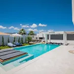 Nefele Luxury Recidency, A Concealed Delight By Mindyourvilla Koukounariá