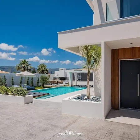 Nefele Luxury Recidency, A Concealed Delight By Mindyourvilla 别墅 Koukounariá