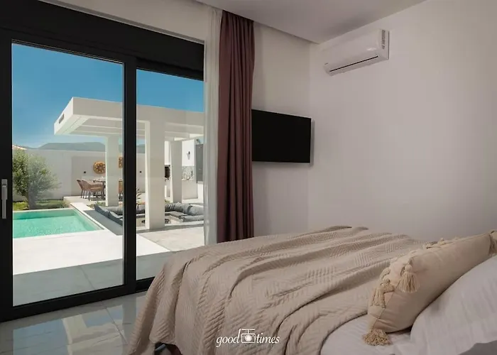 别墅 Nefele Luxury Recidency, A Concealed Delight By Mindyourvilla
