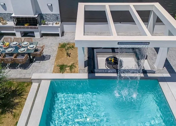 别墅 Nefele Luxury Recidency, A Concealed Delight By Mindyourvilla *