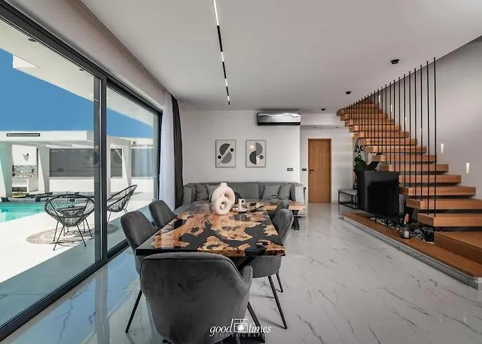 别墅 Nefele Luxury Recidency, A Concealed Delight By Mindyourvilla *