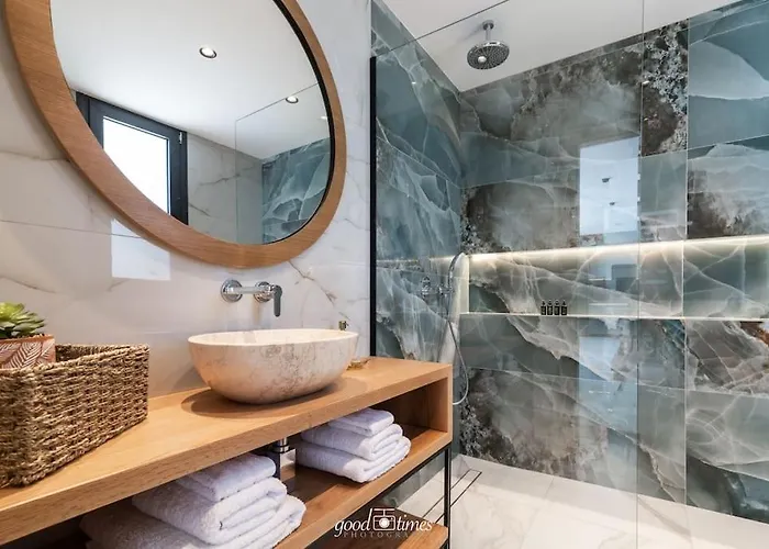 Nefele Luxury Recidency, A Concealed Delight By Mindyourvilla 别墅