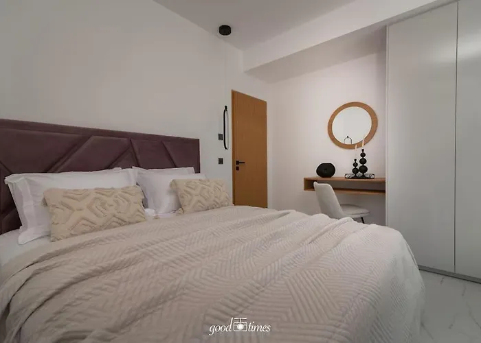 Nefele Luxury Recidency, A Concealed Delight By Mindyourvilla 别墅 *