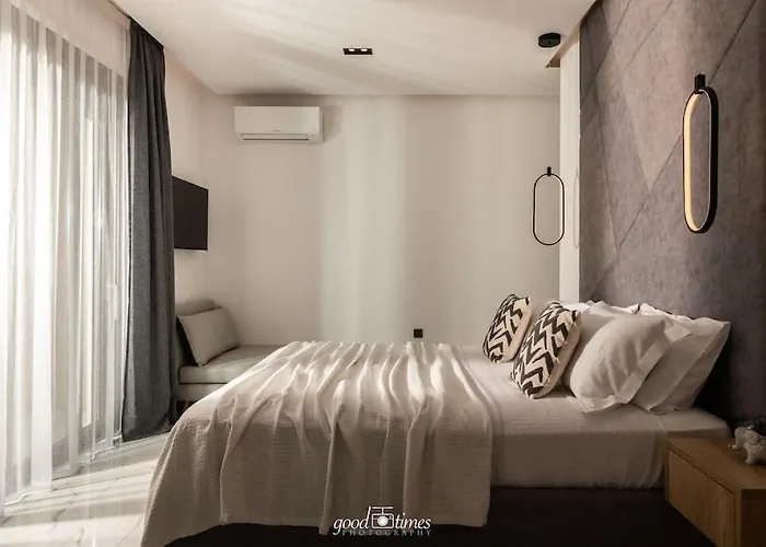 别墅 Nefele Luxury Recidency, A Concealed Delight By Mindyourvilla