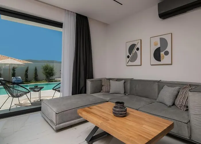 别墅 Nefele Luxury Recidency, A Concealed Delight By Mindyourvilla Koukounariá