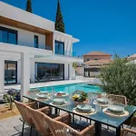 Nefele Luxury Recidency, A Concealed Delight By Mindyourvilla * Koukounariá