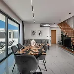 فيلة Nefele Luxury Recidency, A Concealed Delight By Mindyourvilla *